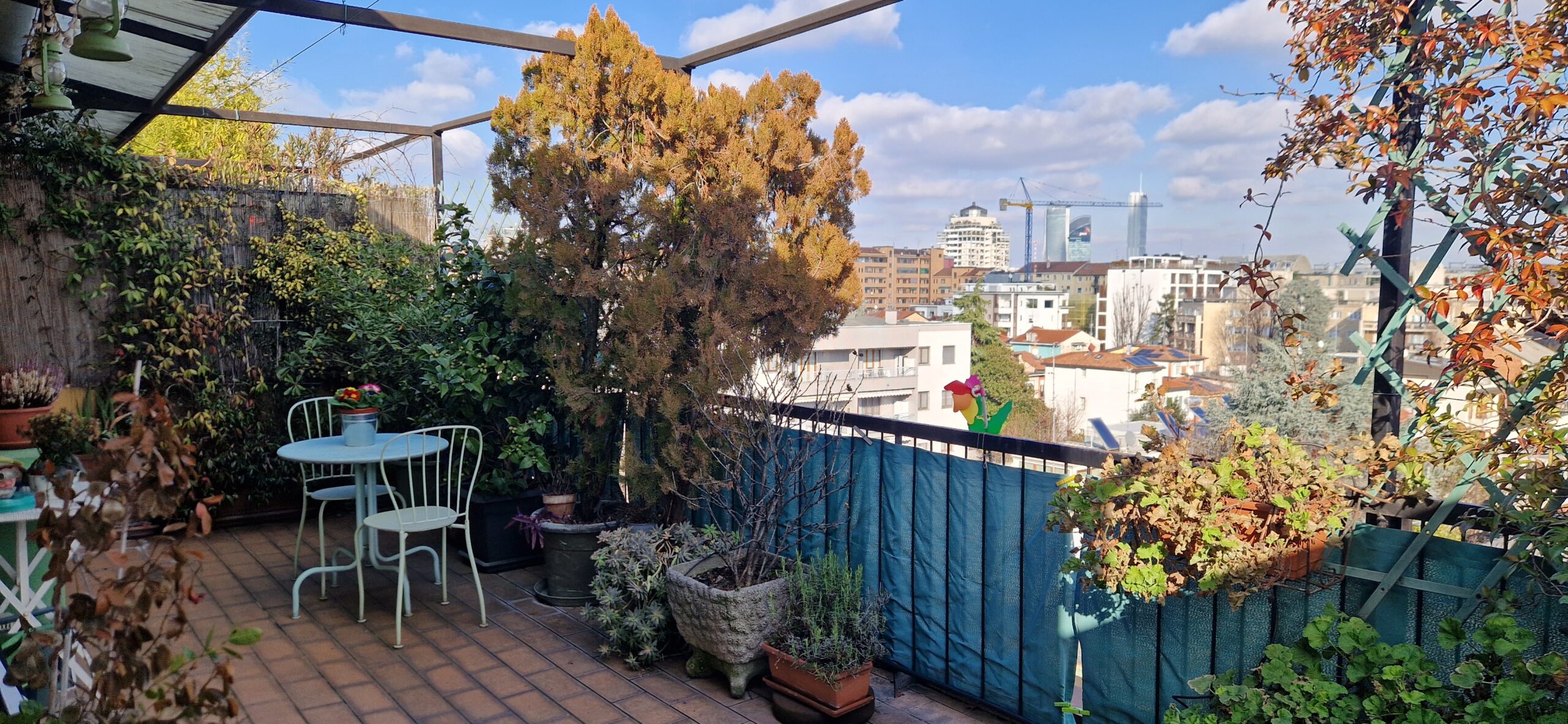 Ultimo piano con terrazzo zona Bande Nere