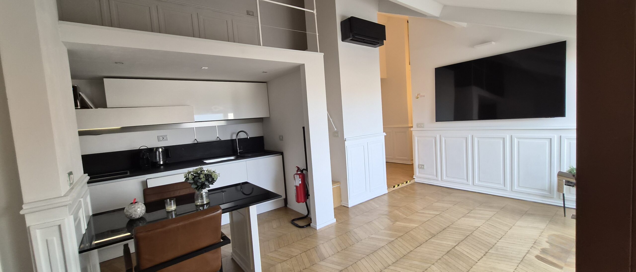 Bilocale con terrazzo Milano centro